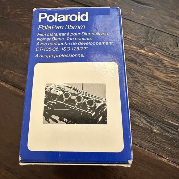 Polaroid PolaPan 35mm Instant B&W Slide Film 135-36 Expired AUG 1988 (2 boxes) - Picture 4 of 8